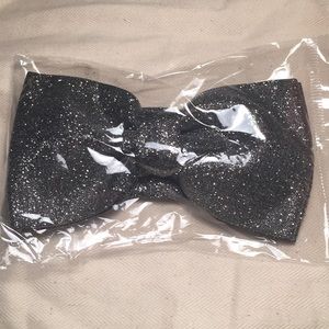 Sparkly Silver Bow Tie